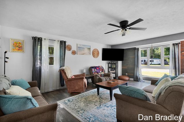 2506 James Avenue, Muskegon Twp, MI 49442