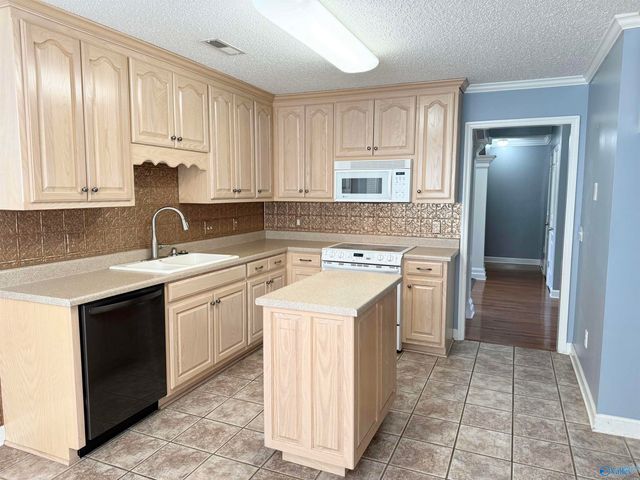 230 Bonaire Drive, Huntsville, AL 35811