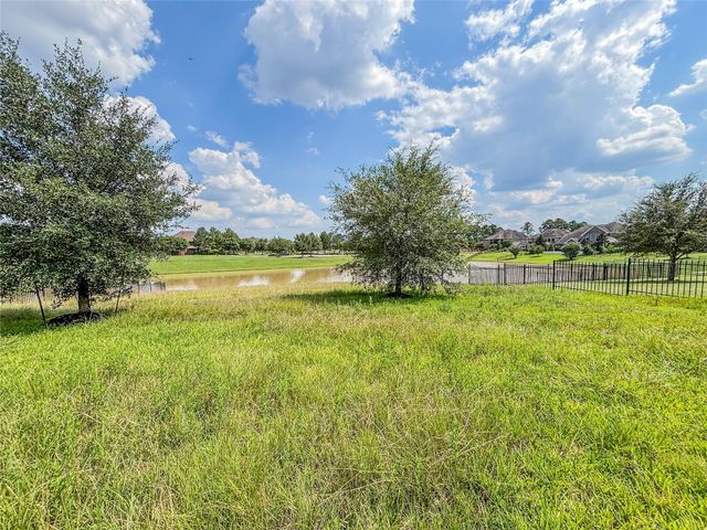 25639 Kearsley Drive, Katy, TX 77494