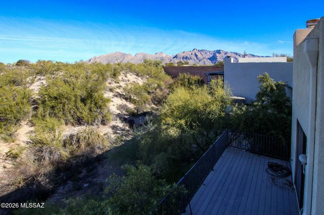 5231 N 1st Avenue, Tucson, AZ 85718