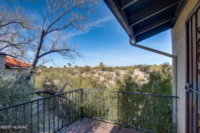 5231 N 1st Avenue, Tucson, AZ 85718