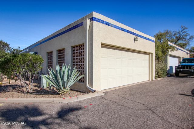 5231 N 1st Avenue, Tucson, AZ 85718