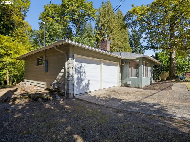 3673 MAPLETON Dr, West Linn, OR 97068