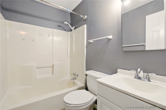 318 Villa Drive, Sellersburg, IN 47172