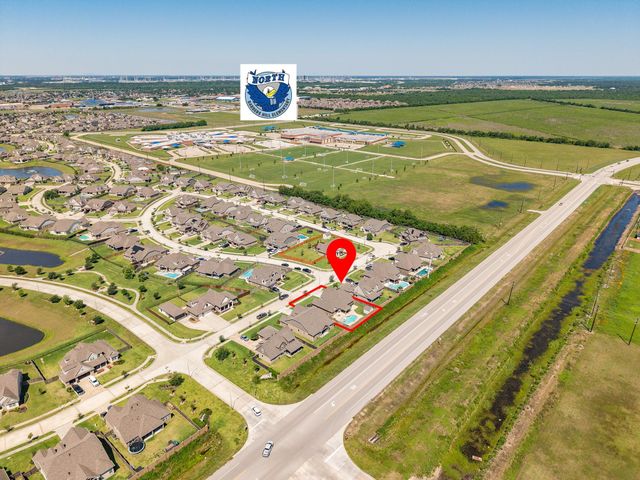 9810 Santa Anita Drive, Mont Belvieu, TX 77523