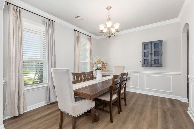 9810 Santa Anita Drive, Mont Belvieu, TX 77523
