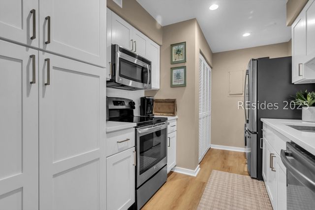 108 Lighthouse Rd Apt 2366, Hilton Head Island, SC 29928