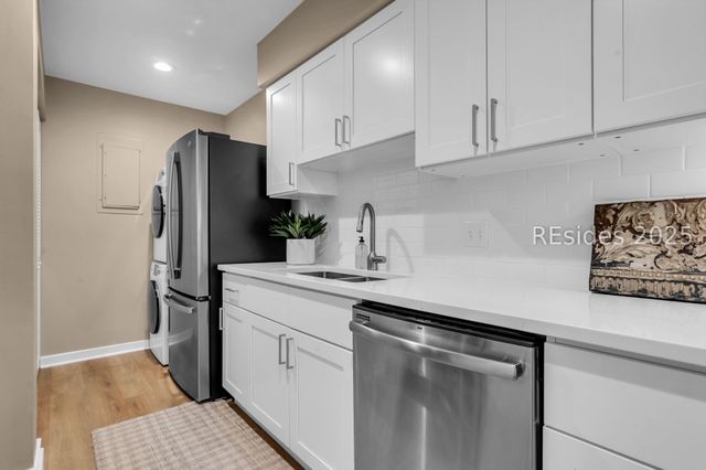 108 Lighthouse Rd Apt 2366, Hilton Head Island, SC 29928