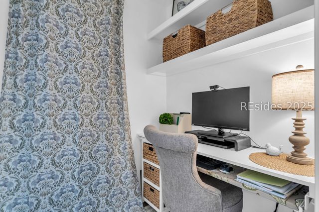 108 Lighthouse Rd Apt 2366, Hilton Head Island, SC 29928