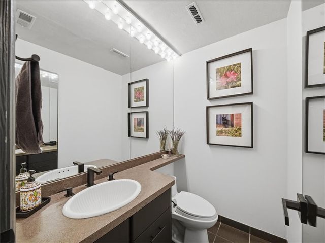 540 N Neville Street 603, Oakland, PA 15213