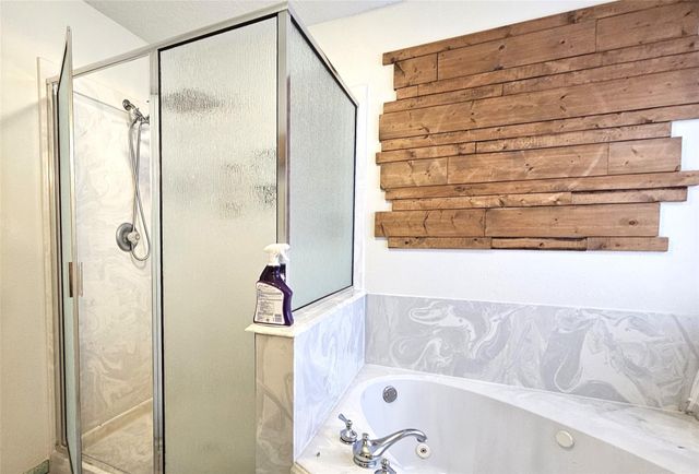 1319 E Main Street, Humble, TX 77338