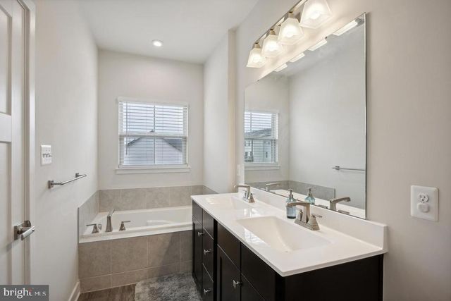 6070 FALLFISH CT, New Market, MD 21774