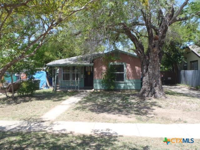 335 Hot Wells Boulevard, San Antonio, TX 78223
