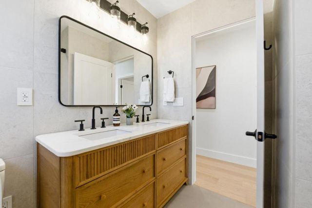 2753 Mathews Street, Berkeley, CA 94702