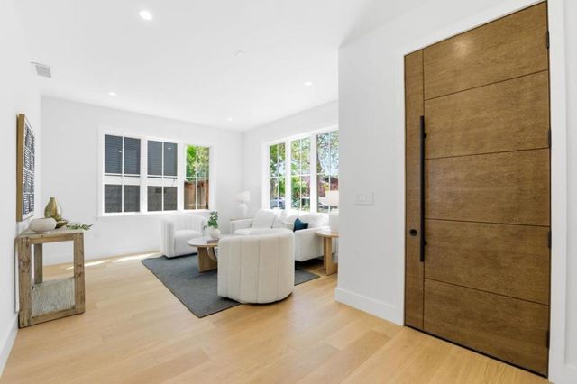2753 Mathews Street, Berkeley, CA 94702