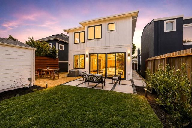 2753 Mathews Street, Berkeley, CA 94702