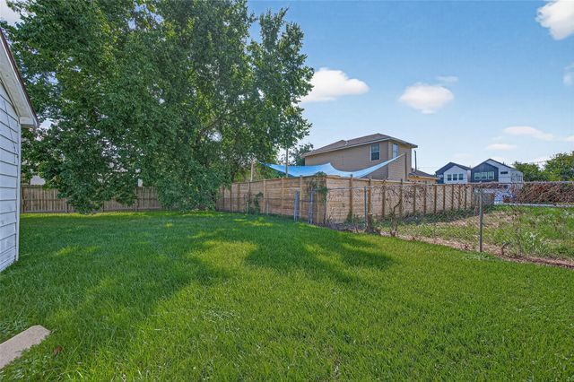 3638 Nathaniel Brown St, Houston, TX 77021