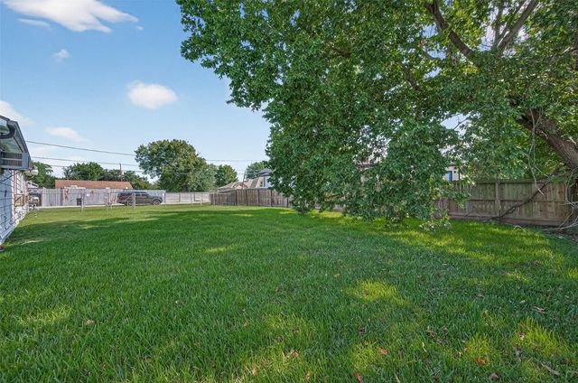 3638 Nathaniel Brown St, Houston, TX 77021