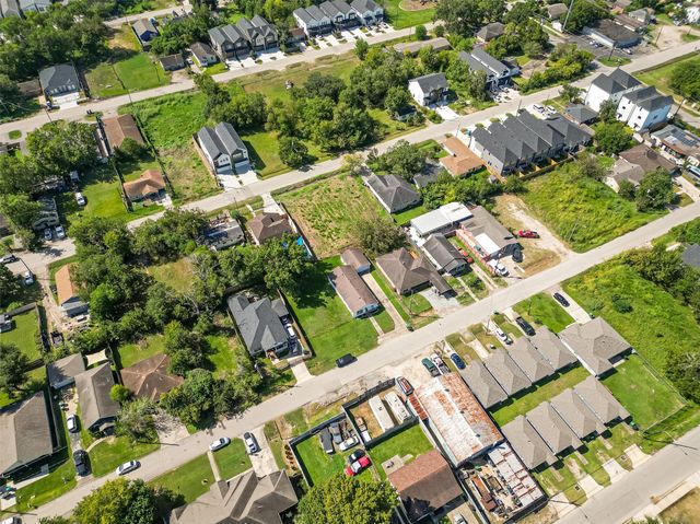 3638 Nathaniel Brown St, Houston, TX 77021