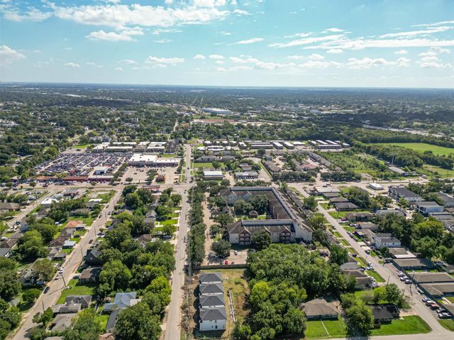 3638 Nathaniel Brown St, Houston, TX 77021