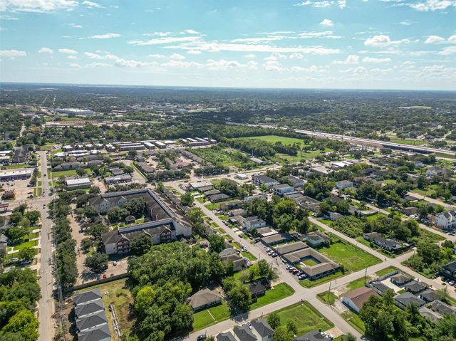 3638 Nathaniel Brown St, Houston, TX 77021