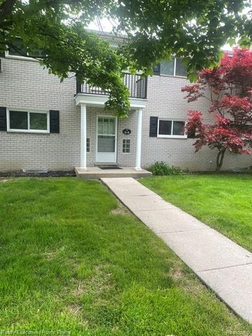 100 W Hickory Grove Road 7, Bloomfield Hills, MI 48304