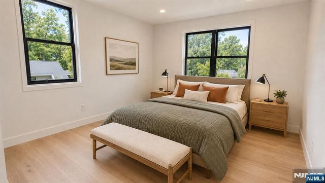 4 Atkins Court, Clifton, NJ 07013