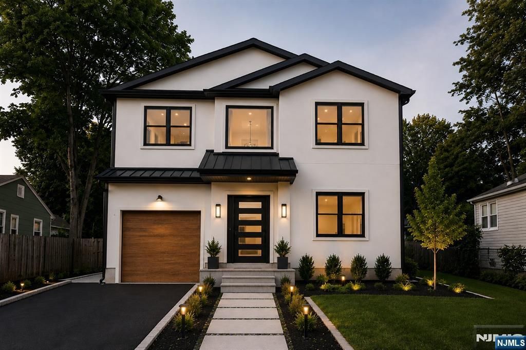 4 Atkins Court, Clifton, NJ 07013