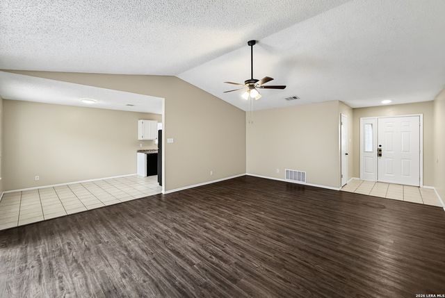 9806 Broad Forest St, San Antonio, TX 78250