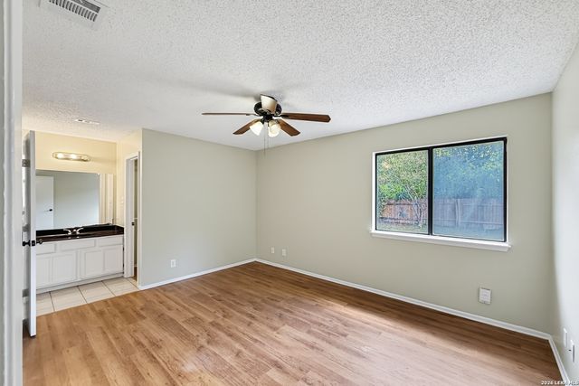 9806 Broad Forest St, San Antonio, TX 78250