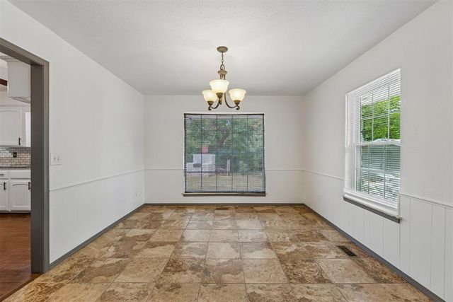 2709 Trail Creek Road, Edmond, OK 73012