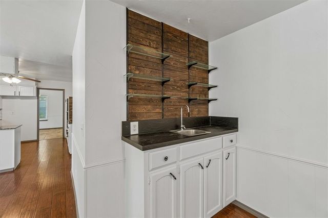 2709 Trail Creek Road, Edmond, OK 73012