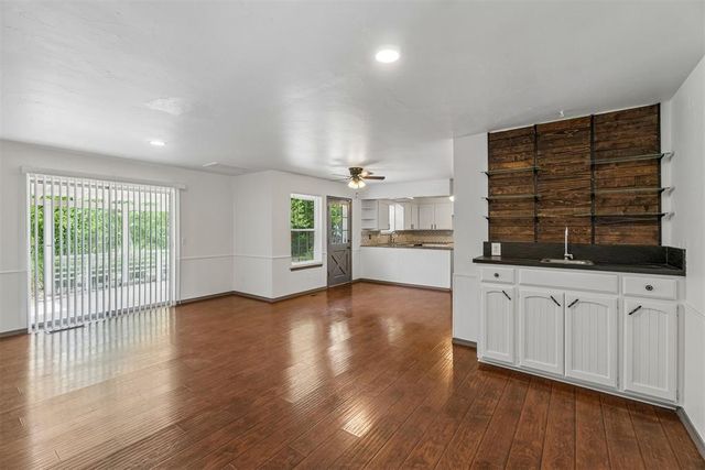 2709 Trail Creek Road, Edmond, OK 73012