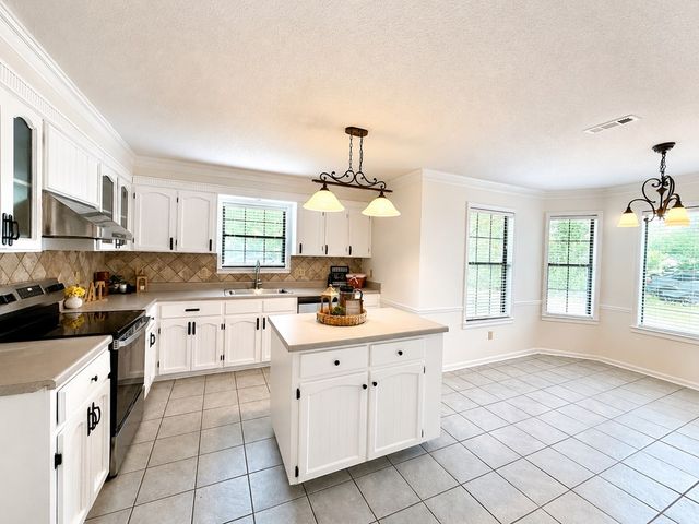 107 Boyce Rd, Dothan, AL 36305