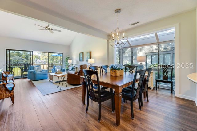 60 Carnoustie Rd Apt 928, Hilton Head Island, SC 29928