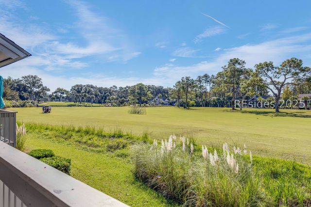 60 Carnoustie Rd Apt 928, Hilton Head Island, SC 29928