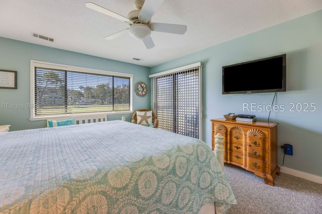 60 Carnoustie Rd Apt 928, Hilton Head Island, SC 29928