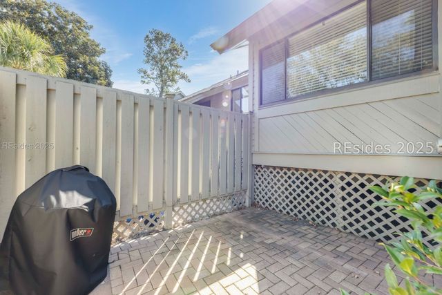 60 Carnoustie Rd Apt 928, Hilton Head Island, SC 29928