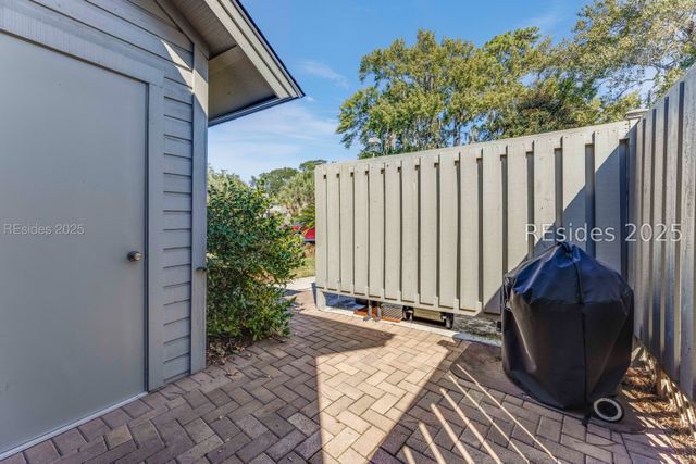 60 Carnoustie Rd Apt 928, Hilton Head Island, SC 29928