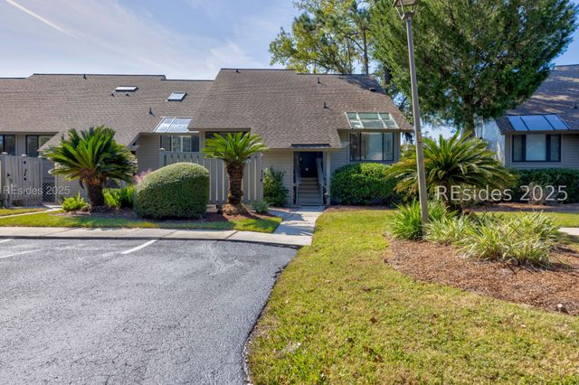 60 Carnoustie Rd Apt 928, Hilton Head Island, SC 29928