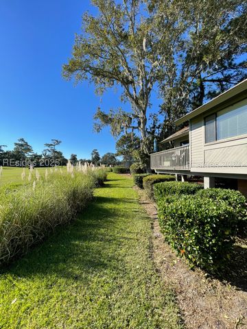 60 Carnoustie Rd Apt 928, Hilton Head Island, SC 29928