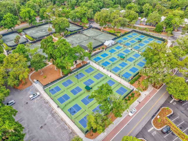 60 Carnoustie Rd Apt 928, Hilton Head Island, SC 29928