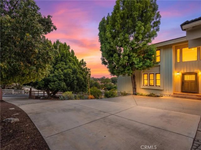 2248 Mil Sorpresas, Fallbrook, CA 92028