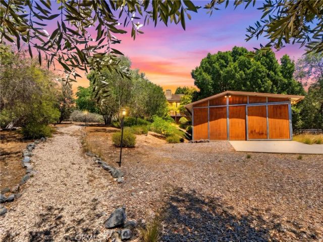 2248 Mil Sorpresas, Fallbrook, CA 92028