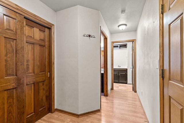 2189 E PRAIRIE CREEK DRIVE, Neenah, WI 54956