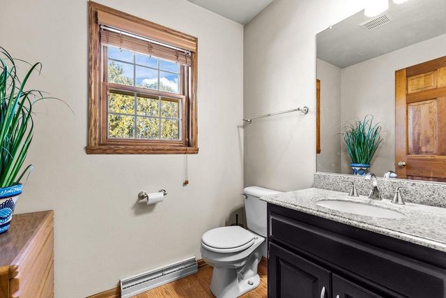 2189 E PRAIRIE CREEK DRIVE, Neenah, WI 54956