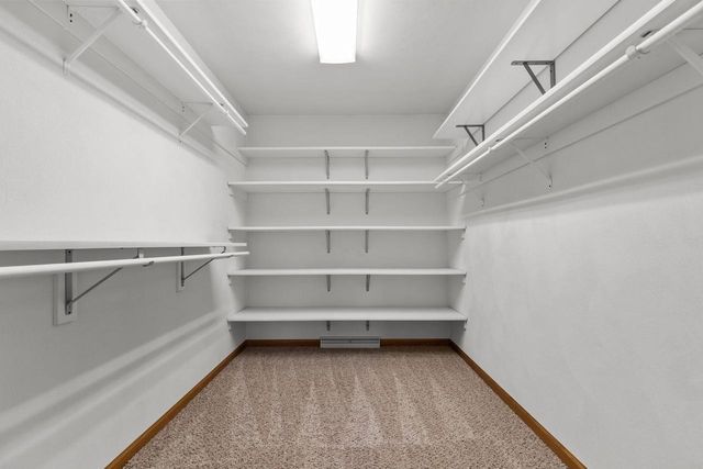 2189 E PRAIRIE CREEK DRIVE, Neenah, WI 54956