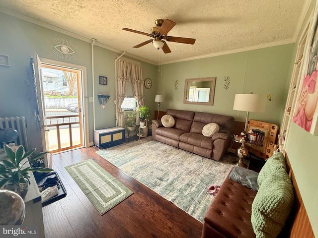 133 N CHURCH ST, Mohnton, PA 19540