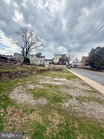 133 N CHURCH ST, Mohnton, PA 19540