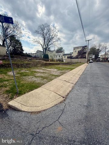 133 N CHURCH ST, Mohnton, PA 19540
